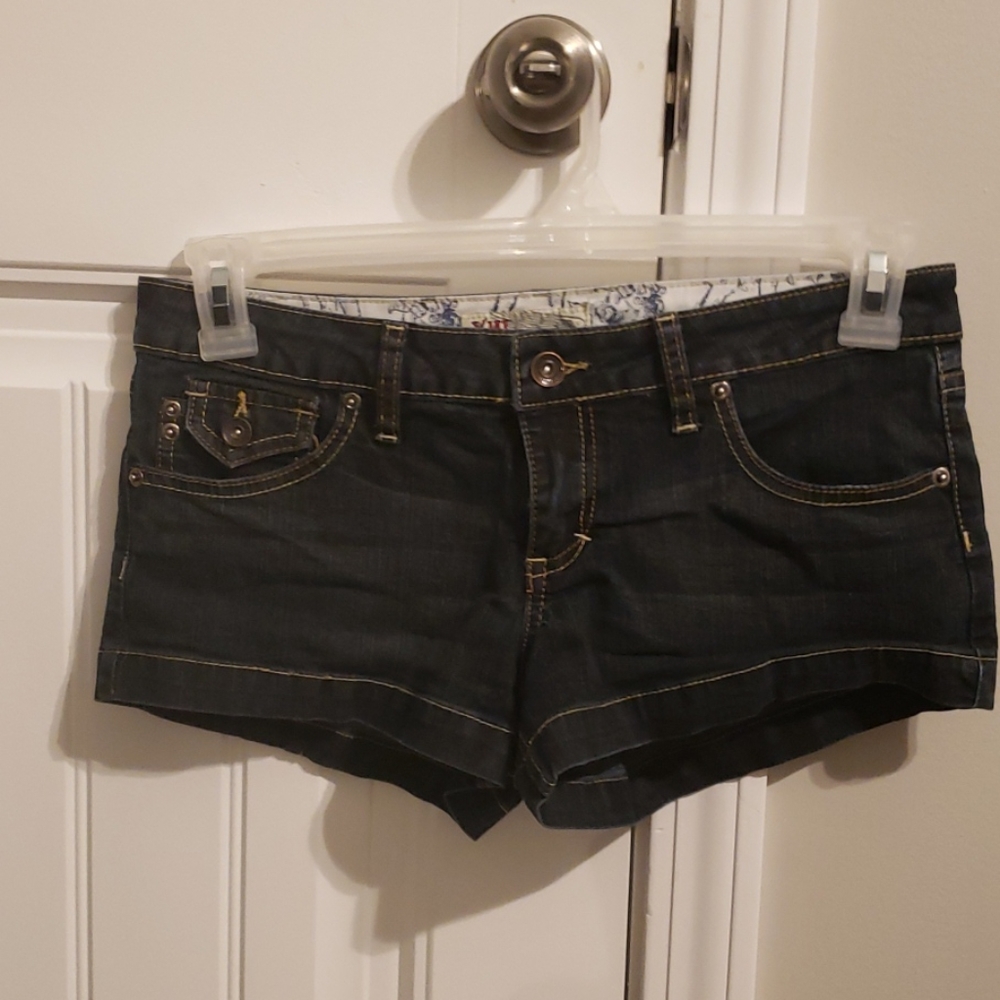 YMI From City of Angels Jean Shorts, Size 7
